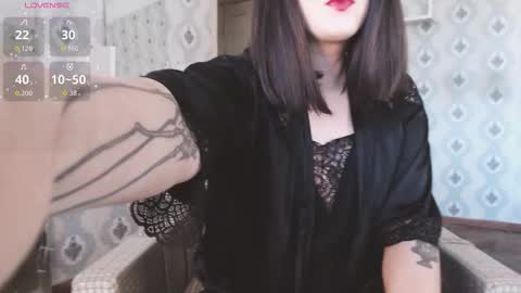 mia_wallase online show from February 2026 08:24:01 AM
