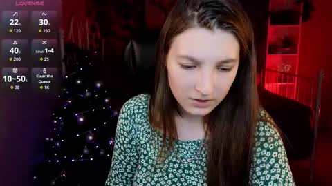 Snapshot of mia_weawer chatting on December 2025 10:22:02 AM Mia online show from December 2025 10:22:02 AM