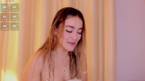 Mia White  online show from February 2026 01:01:02 PM