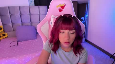 Snapshot of miaa_06 chatting on September 2025 03:39:02 AM mia  nicolle online show from September 2025 03:39:02 AM