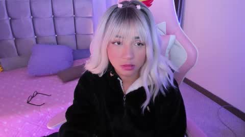 Snapshot of miaa_06 chatting on September 2025 02:45:01 AM mia  nicolle online show from September 2025 02:45:01 AM