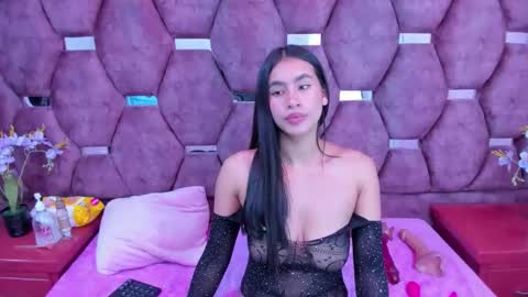 miaa_davis_ online show from November 2025 03:07:01 AM