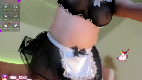 Mia online show from February 2026 11:03:02 PM