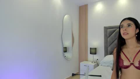 miaa Lind online show from March 2026 05:02:01 AM