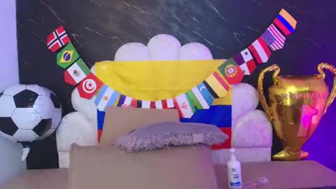 Mia online show from July 2026 12:07:02 PM