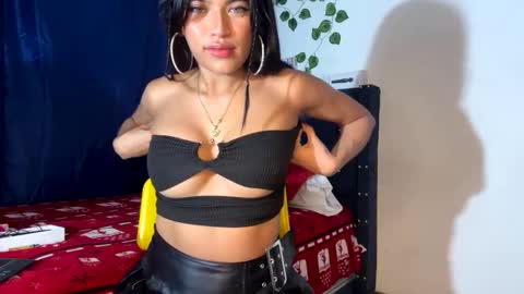 miaandluciferxxx online show from January 2025 11:24:01 PM