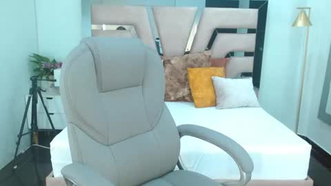 Mia Rodriguez online show from May 2026 08:59:01 PM