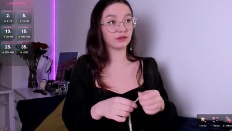 mia online show from February 2026 07:21:01 PM