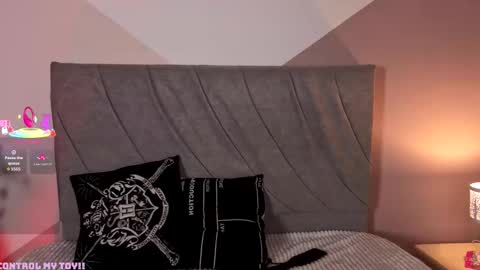 miablack_k online show from October 2025 09:13:01 PM