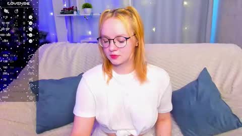 Mia online show from December 2025 07:39:02 AM