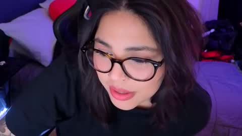 Mia online show from February 2026 01:36:01 AM