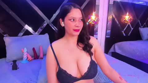 Snapshot of miacharloth chatting on February 2026 01:37:01 AM Mia online show from February 2026 01:37:01 AM