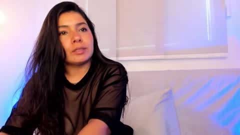 IG Yojanagomez  online show from March 2026 02:22:02 PM