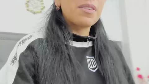 Snapshot of miafix chatting on June 2026 10:34:01 PM Mia Carter Schedule 800 - 1430 gtm-5 online show from June 2026 10:34:01 PM