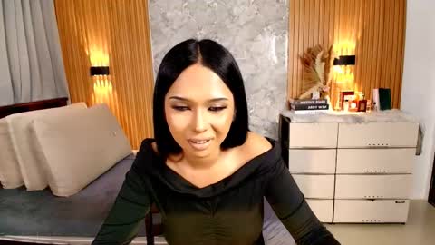 miafuckingwill online show from April 2026 05:30:01 PM