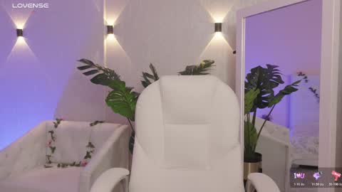 Mia Gomez online show from February 2026 02:10:01 PM