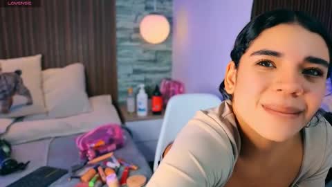 miagomezx online show from March 2026 07:30:01 PM