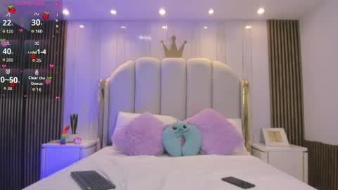 Mia online show from May 2026 11:39:01 AM