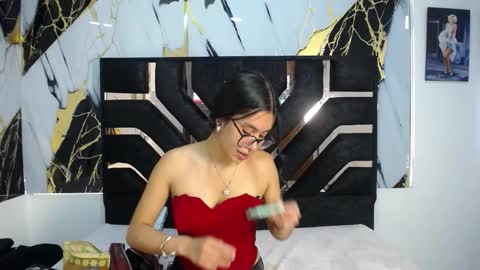 miahotcs online show from February 2026 03:06:01 PM