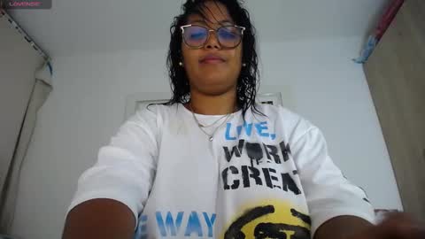 miajoseph_ online show from February 2025 07:04:02 AM