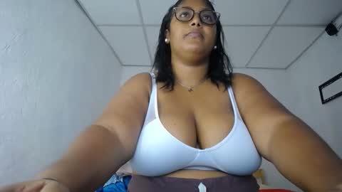 miajoseph_ online show from March 2026 04:18:01 AM