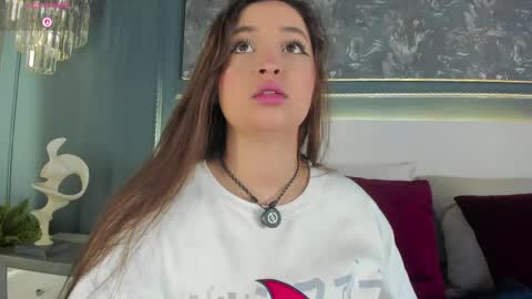 Snapshot of miakay1 chatting on June 2026 03:40:02 AM Mia online show from June 2026 03:40:02 AM