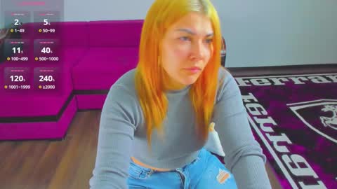 Mia Kittyy online show from November 2025 01:00:02 AM