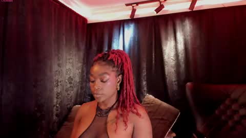Snapshot of miaknox chatting on June 2026 12:16:02 AM Mia online show from June 2026 12:16:02 AM