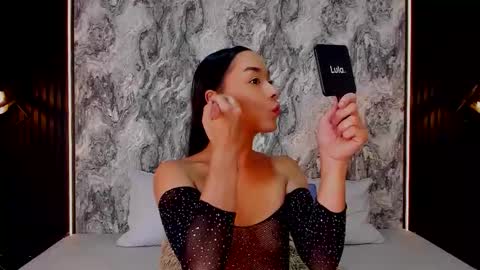 Snapshot of mialarouse chatting on February 2026 07:23:02 PM Mia Larouse online show from February 2026 07:23:02 PM