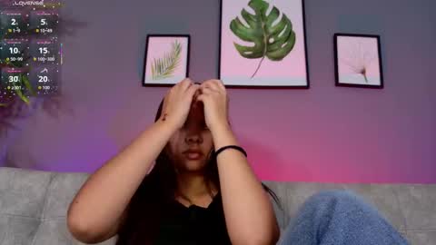 Mia online show from February 2026 01:18:01 PM