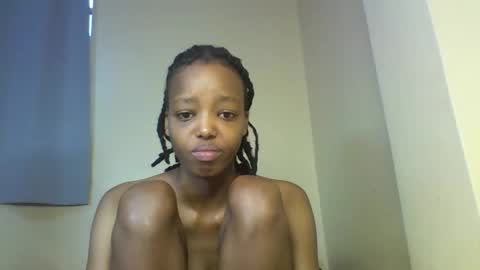 Muffin online show from November 2025 01:26:02 PM