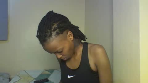 Muffin online show from December 2025 12:14:02 PM