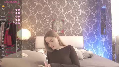 Snapshot of miamiameow chatting on May 2026 03:09:02 PM Mia online show from May 2026 03:09:02 PM