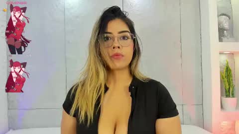 Snapshot of miamistrex chatting on October 2025 03:49:01 AM Mia Mistrex online show from October 2025 03:49:01 AM