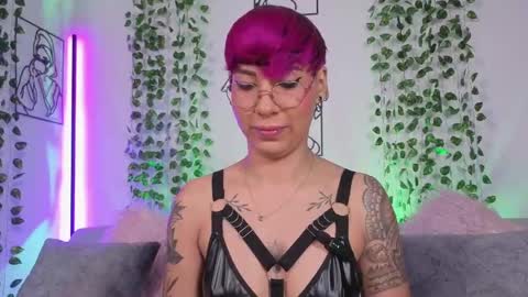 Snapshot of miamorgann chatting on April 2026 03:27:01 PM Mia Morgann online show from April 2026 03:27:01 PM