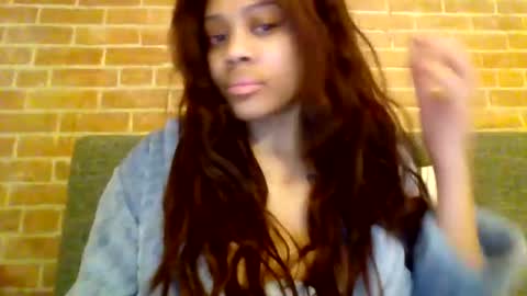 MiaMuffn online show from December 2025 08:23:01 AM