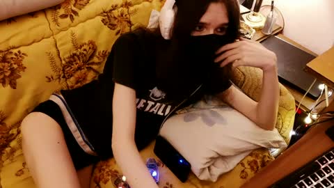 Kristien online show from February 2025 05:53:02 PM