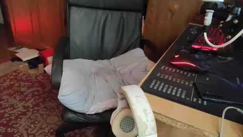 Kristien online show from May 2026 03:27:01 PM