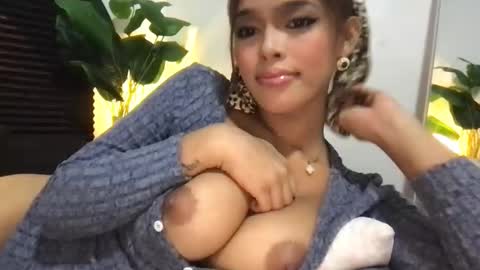 Snapshot of miapasita chatting on September 2025 07:04:02 PM Mia online show from September 2025 07:04:02 PM