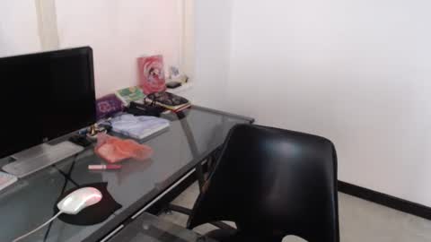 Mia Peyton   online show from December 2024 02:24:02 PM