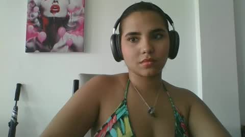 Mia Peyton   online show from September 2025 08:09:02 PM