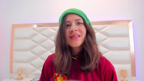 Sweetie Mia online show from January 2025 03:26:01 PM