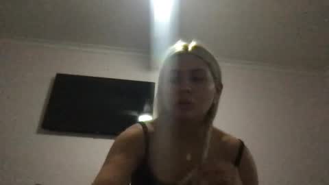 Snapshot of miariver chatting on December 2024 11:28:01 AM mia online show from December 2024 11:28:01 AM
