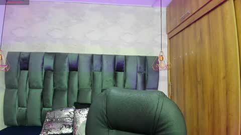 Snapshot of miarivers_1 chatting on April 2026 01:11:01 PM miarivers_1 online show from April 2026 01:11:01 PM