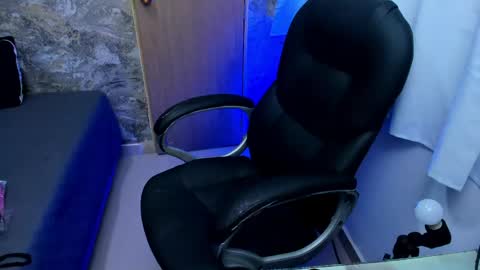 Snapshot of miarivers_1 chatting on May 2026 06:10:02 AM miarivers_1 online show from May 2026 06:10:02 AM