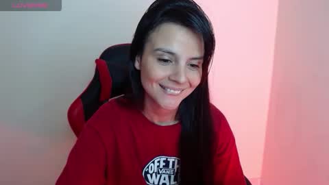 miarobinn_ online show from January 2026 12:09:02 PM