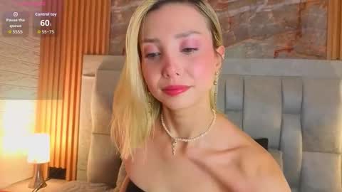 Snapshot of miaroldan chatting on February 2026 12:08:01 PM miaroldan online show from February 2026 12:08:01 PM