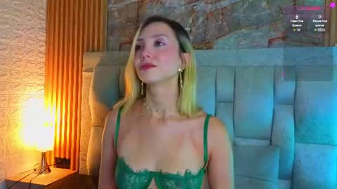 Snapshot of miaroldan chatting on June 2026 12:04:02 PM miaroldan online show from June 2026 12:04:02 PM