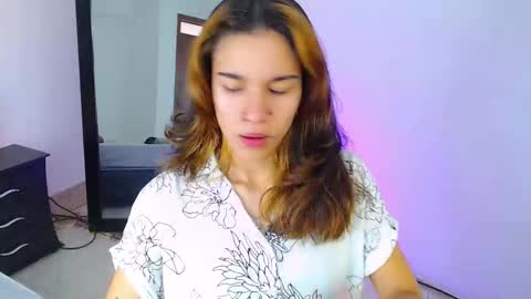 miascarlet_16 online show from January 2026 07:41:01 PM