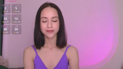 Mia online show from October 2025 06:45:01 AM